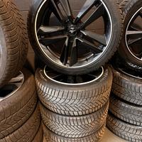 Ford Mustang 2015 - 2024 Cerchi Gomme 19