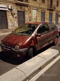 Splendida Renault Twingo