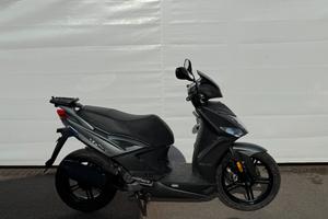 Kymco Agility 50 R16 TUO A €34,00