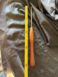 Sgorbia Hamlet per tornio legno