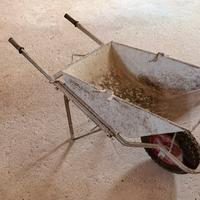 Carriola Rinforzata Per lavoro Edili Perfetta
