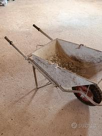 Carriola Rinforzata Per lavoro Edili Perfetta