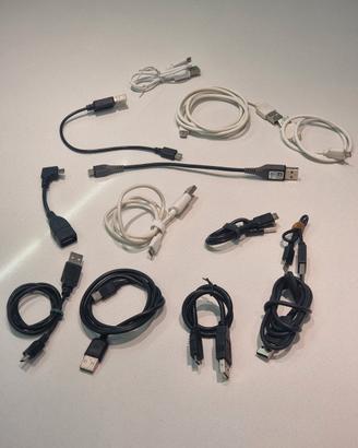 12 cavi USB-A → Micro USB, vari modelli