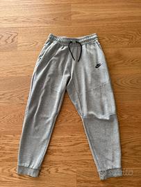 Pantaloni tech grigi