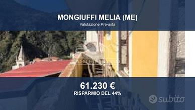 Immobile in asta di 209 m² con più di 5 locali a M