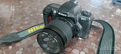 Macchina Fotografica Nikon f65 