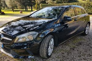 MERCEDES Classe A (W/C169) - 2015