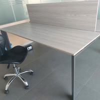 Scrivania a due postazioni da ufficio,poltrone