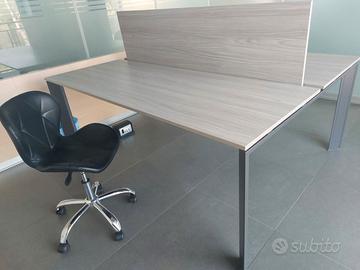Scrivania a due postazioni da ufficio,poltrone