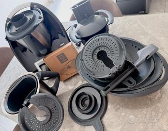 Bimby TM6 Vorwerk completo di tutti gli accessori