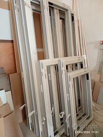 finestre in PVC bianco venato