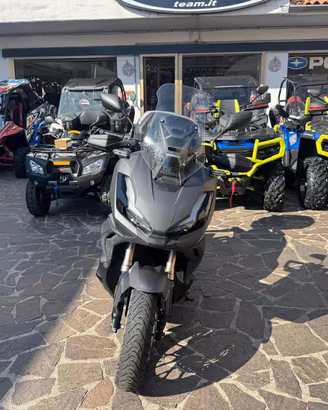 HONDA ADV 350 x adv 350