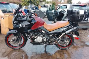 Suzuki v-strom 1000 2006 60000 km full optional