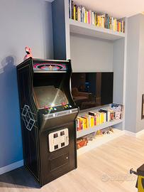 Cabinato arcade