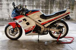 vfr 750 rc24 interceptor