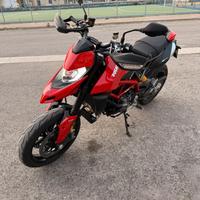 Ducati Hypermotard 950 “2025”