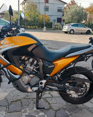 Honda Transalp XL 700 V