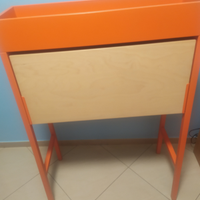 Scrivania IKEA con scrittoio e richiudibile