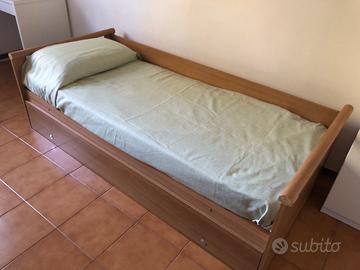 Letto singolo con seconda rete estraibile