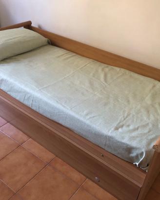 Letto singolo con seconda rete estraibile