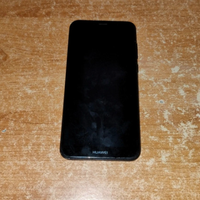 Huawei Y5 2018 (molto obsoleto e danneggiato)