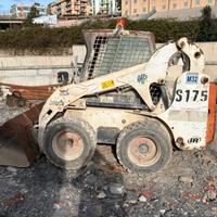 MINI PALA BOBCAT S175 H GOMMATA