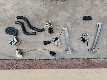 PEZZI LANCER EVO 7 8 9:Porta Vetro  Ala serratura 