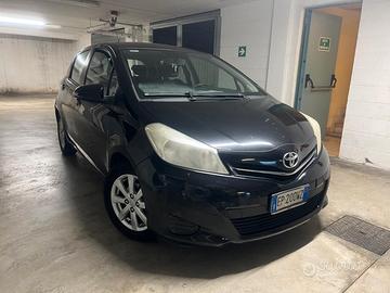 Toyota Yaris 1.0 5 porte Trend
