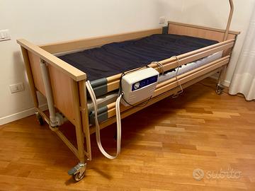 Letto da degenza elettrico per disabili