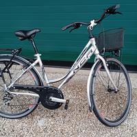 Biciletta Citybike donna 28” in alluminio