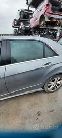 MERCEDES-BENZ E220 ANNO 2010 - PORTA POSTERIORE SI