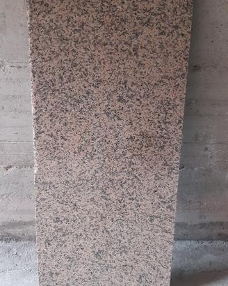 Granito sardo rosa e nero