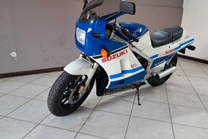 Suzuki RG 500 - 1986