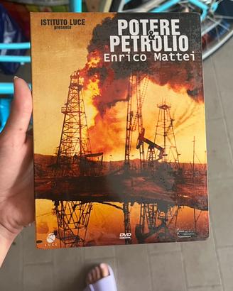 Potere e petrolio Enrico Mattei