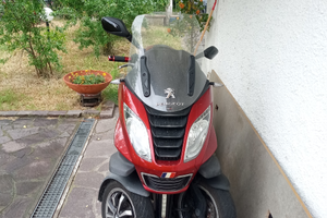 Pegout Metropolis 400 2015