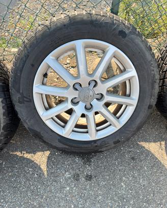 Cerchi in lega+pneumatici invernali 205/60 R16