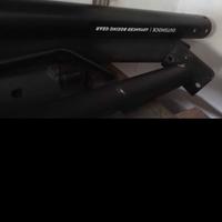 Sacco da box con sostegno a terra