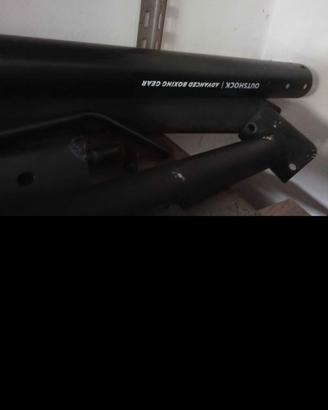 Sacco da box con sostegno a terra