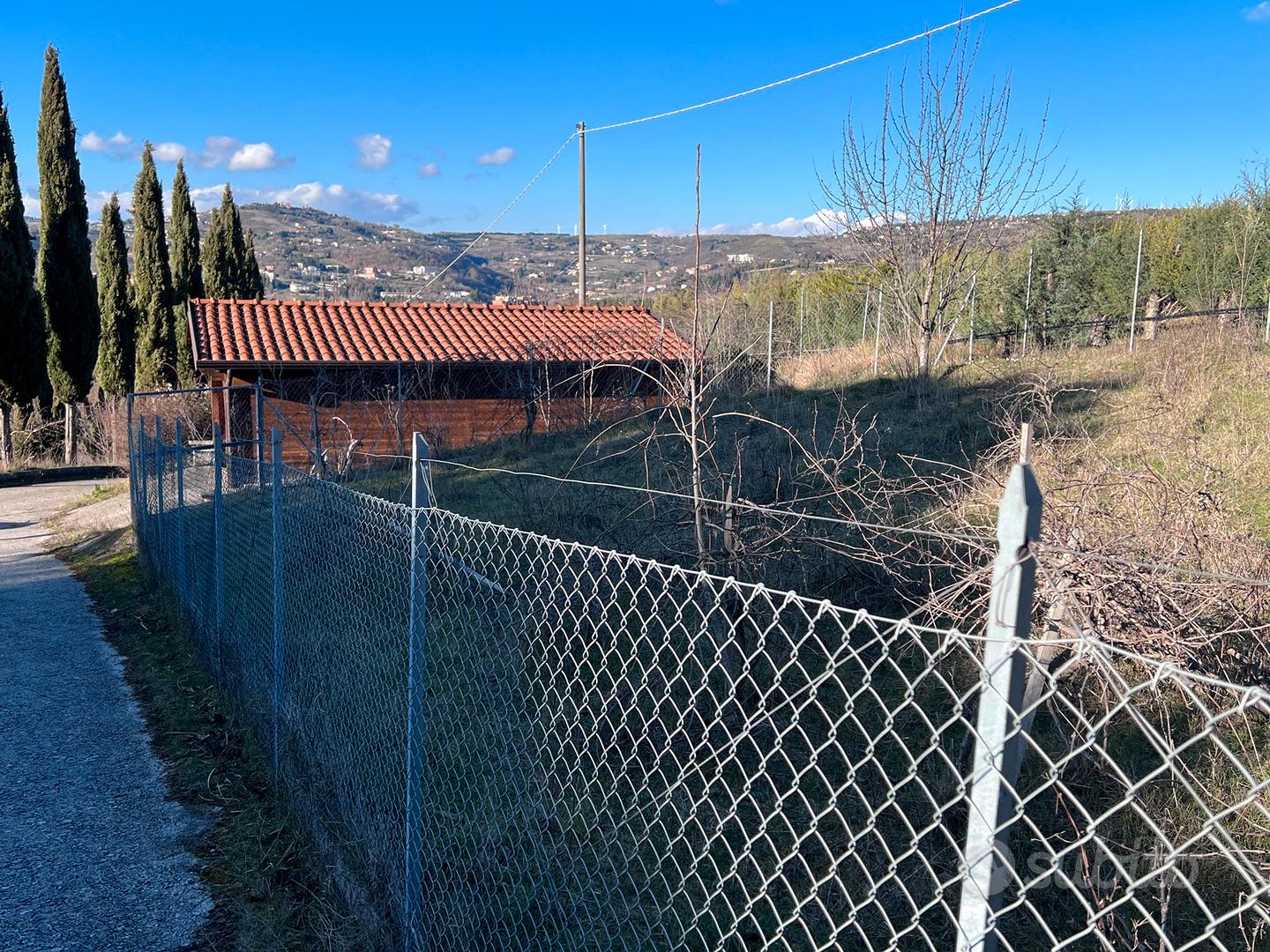 Terreno con tettoia - Vista 4