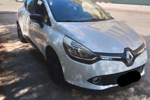 RENAULT CLIO DEL 2015