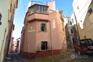 Immobile ricco di spazio con terrazza