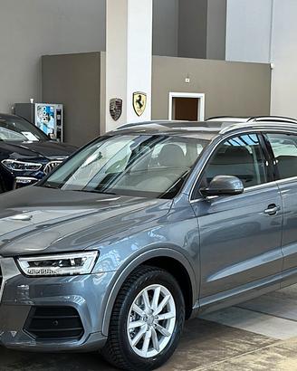 Audi Q3 2.0 tdi Design quattro 150cv S tronic - Na