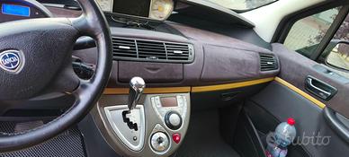 Lancia Phedra 2.2 , 170 kV, 7 posti