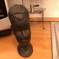 Busto africano