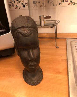Busto africano