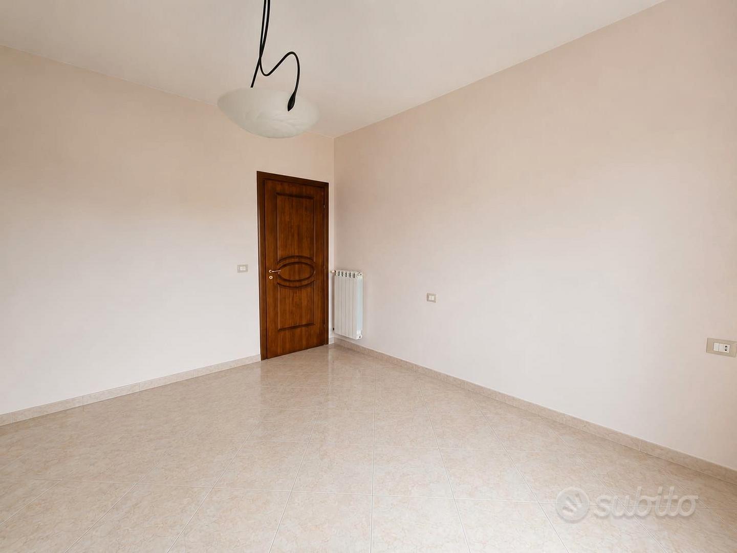 Appartamento – Casapulla, Caserta - Altro