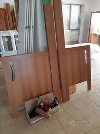 Letto matrimoniale color legno