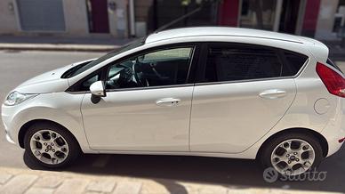 Ford Fiesta 1.4 TDCi 70CV 5p. Titanium.Bs.