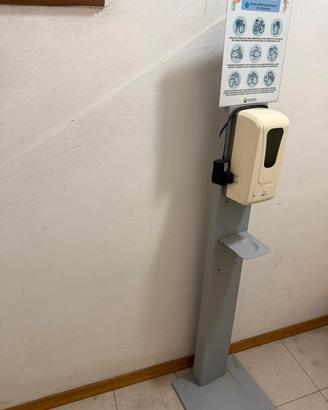 Colonna dispenser dosatore gel