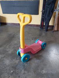 Monopattino a 4 ruote